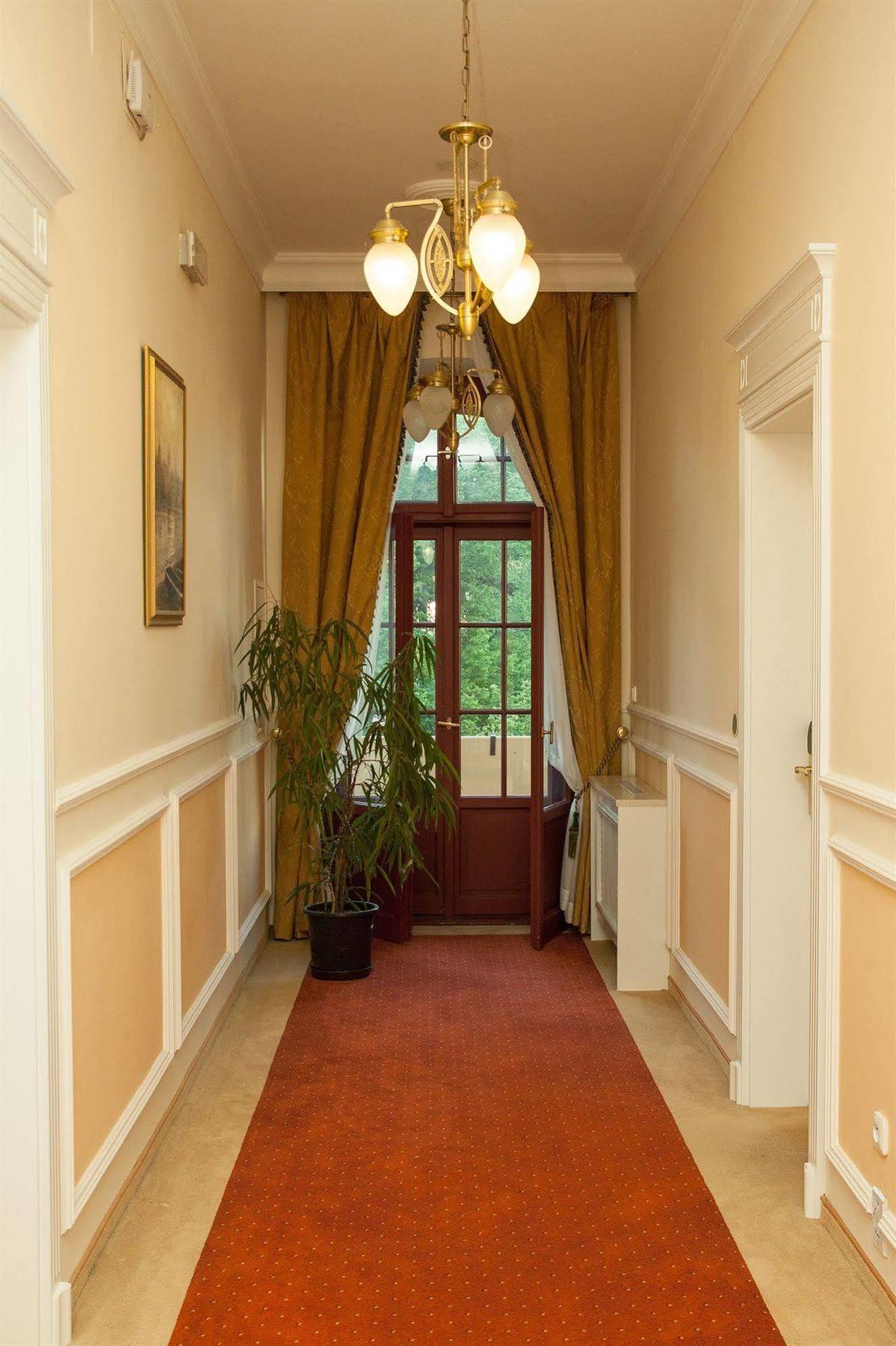 Villa Ritter カルロヴィ・ヴァリ エクステリア 写真
